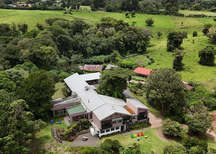 Poas Volcano Lodge