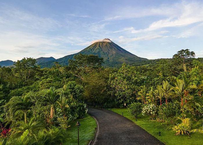 Arenal Manoa Resort & Hot Springs